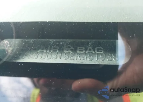 2002 Ford Escape Xlt from USA, damaged, VIN 1FMYU03182KA51938